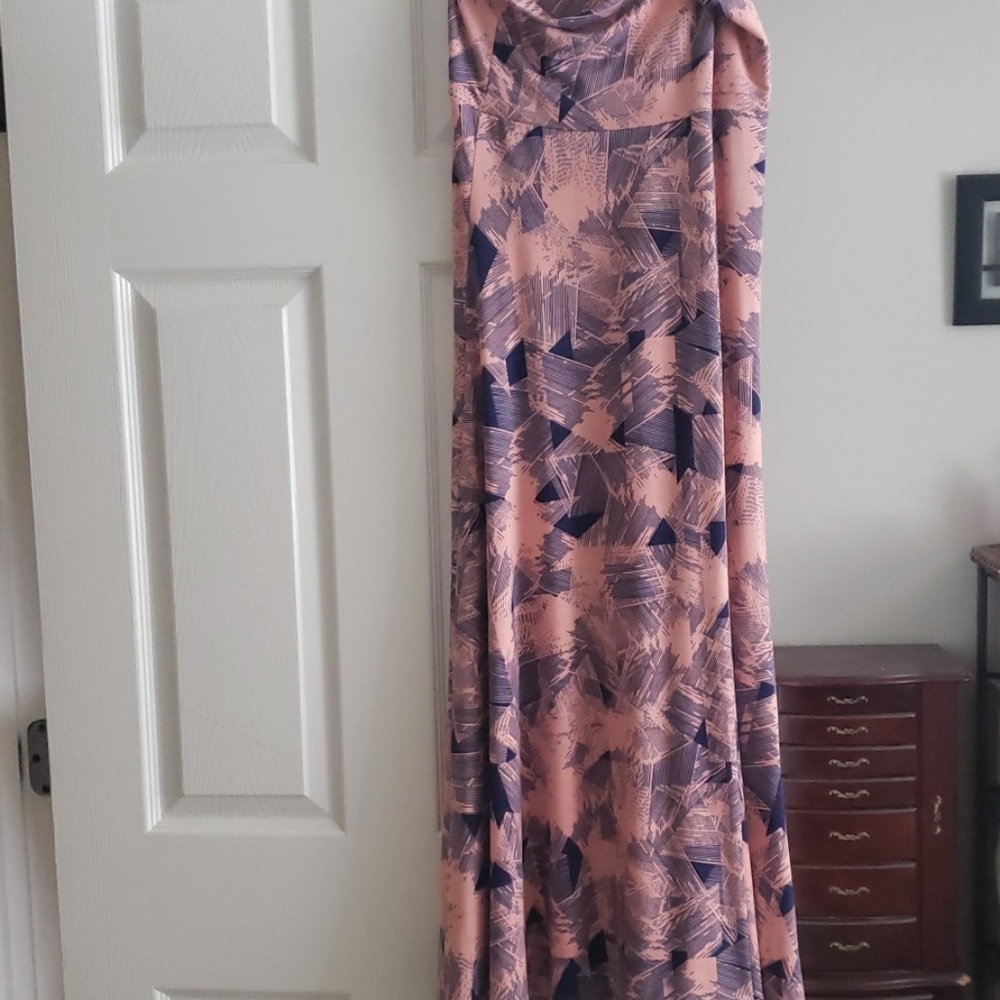 Xs lularoe maxi
